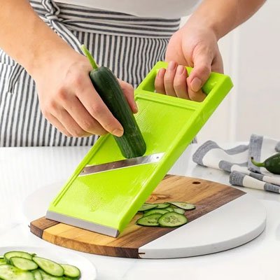 Mandoline Cuisine coupe du concombre 
